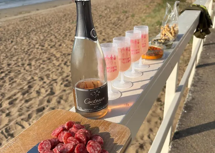 Maison Avec Jardin A 150 M De La Feriehus *