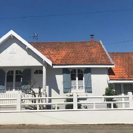 Maison Avec Jardin A 150 M De La Holiday home *