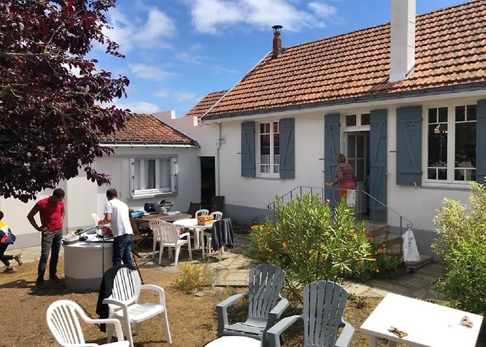 Prázdninový dům Maison Avec Jardin A 150 M De La